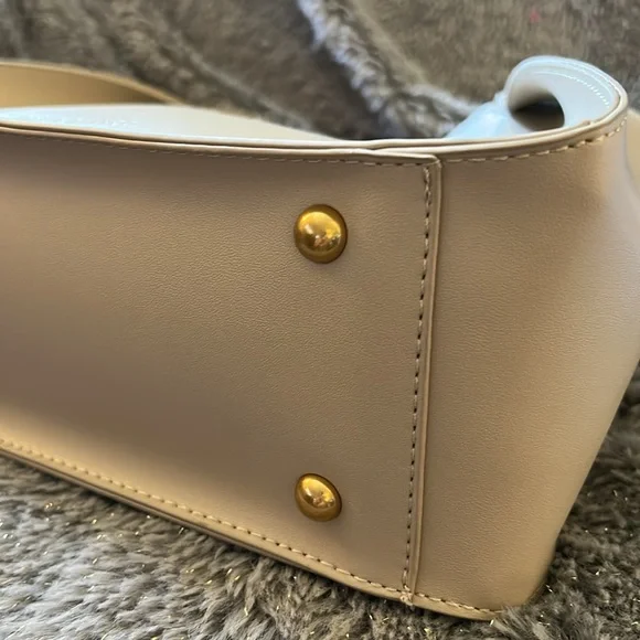 Melie Bianco Megan tote in creamy tan NWOT - Picture 13 of 13